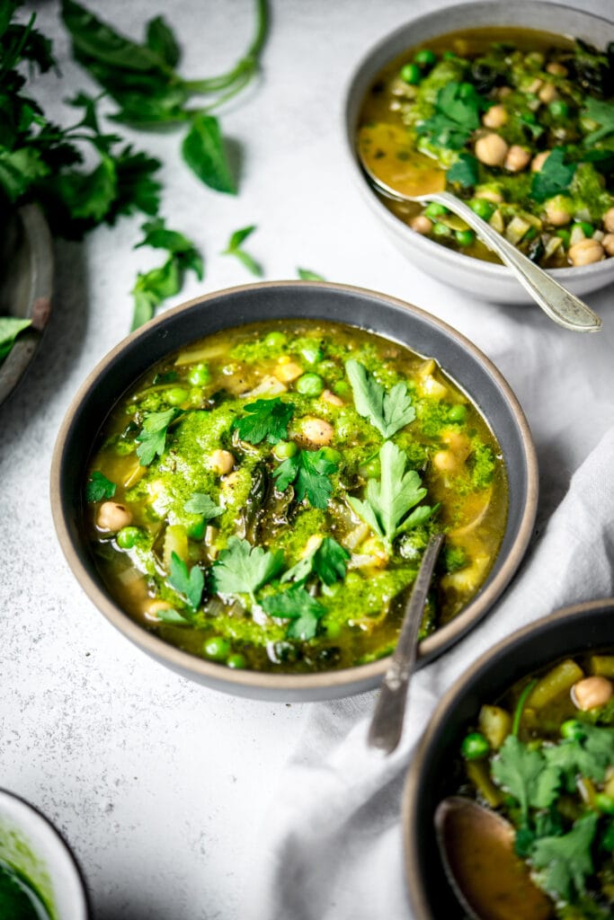 Super Green Vegetable Soup (Vegan) - Crowded Kitchen