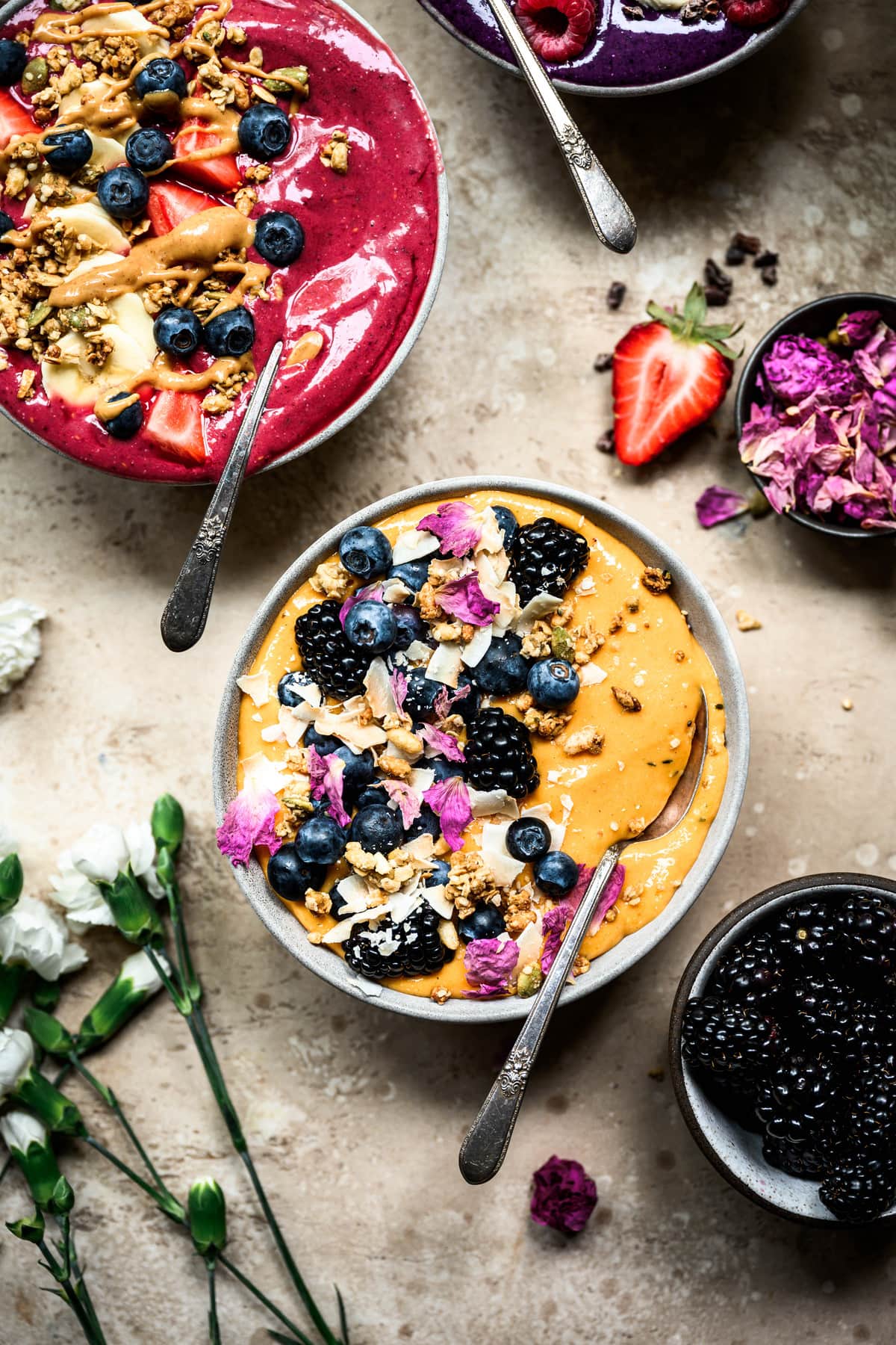 overhead view of vegan summer smoothie bowl