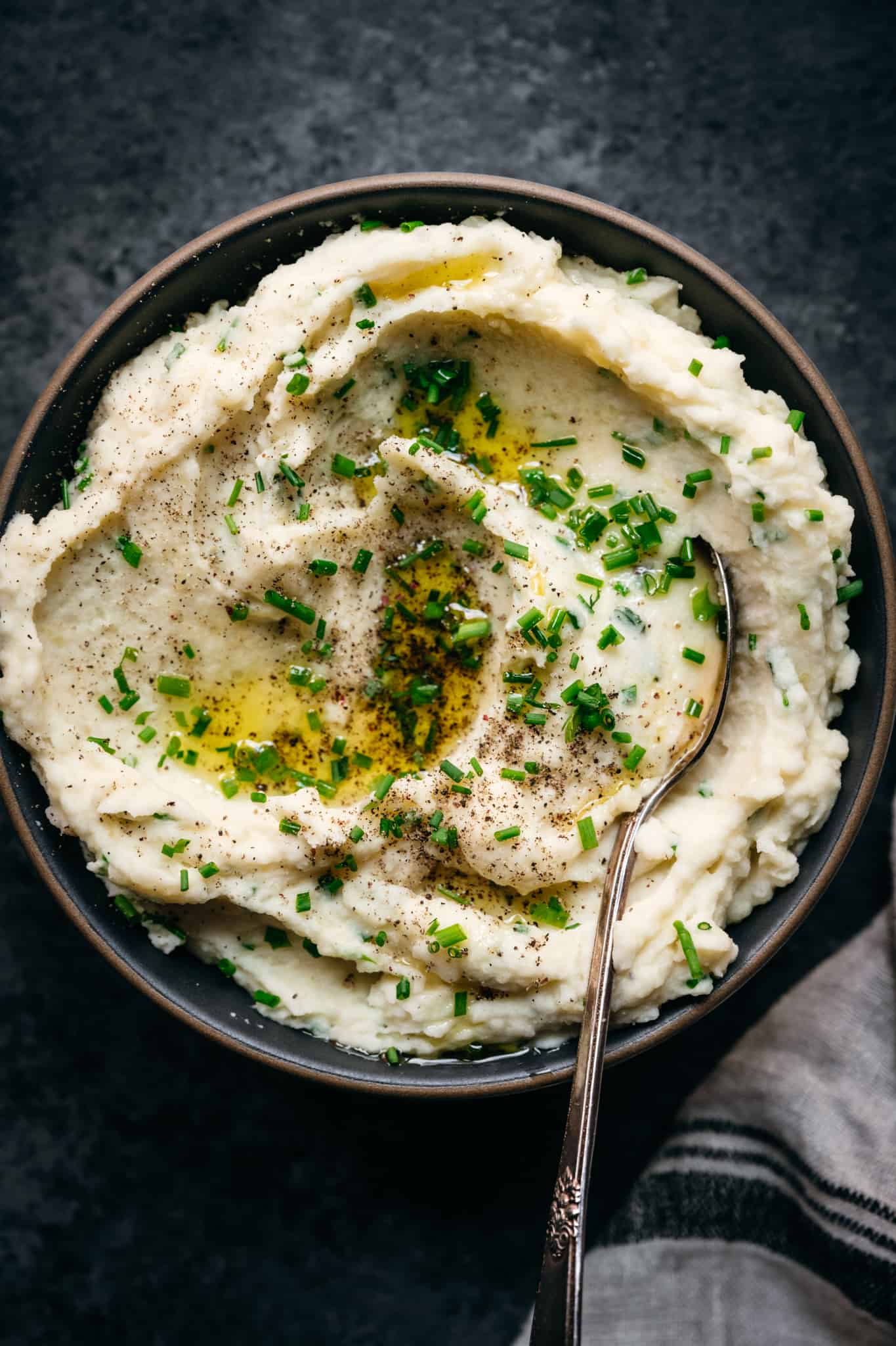 Yukon Gold Mashed Potatoes - Pinch and Swirl