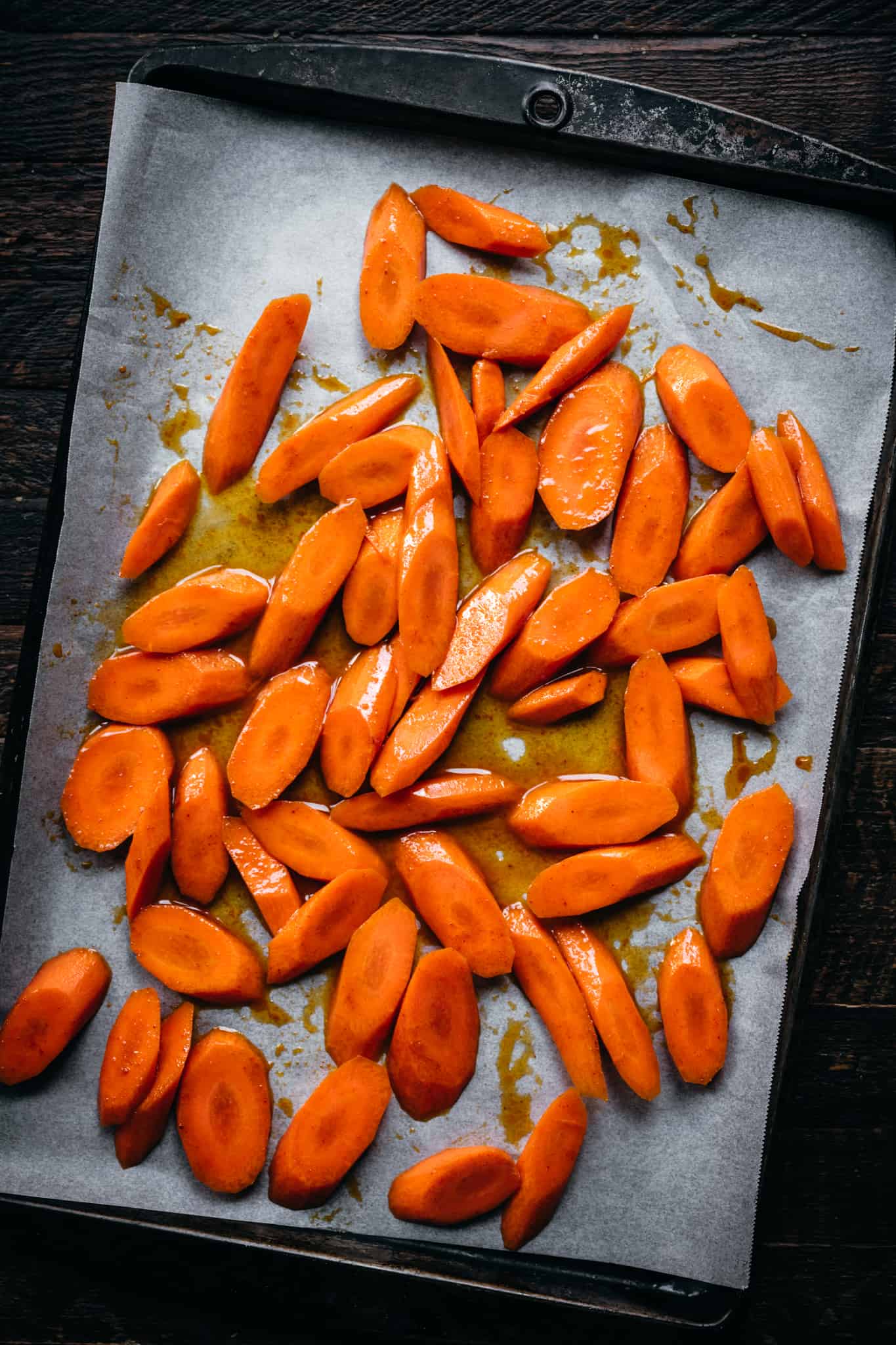 overhead view of moroccan spiced carrots before roasting