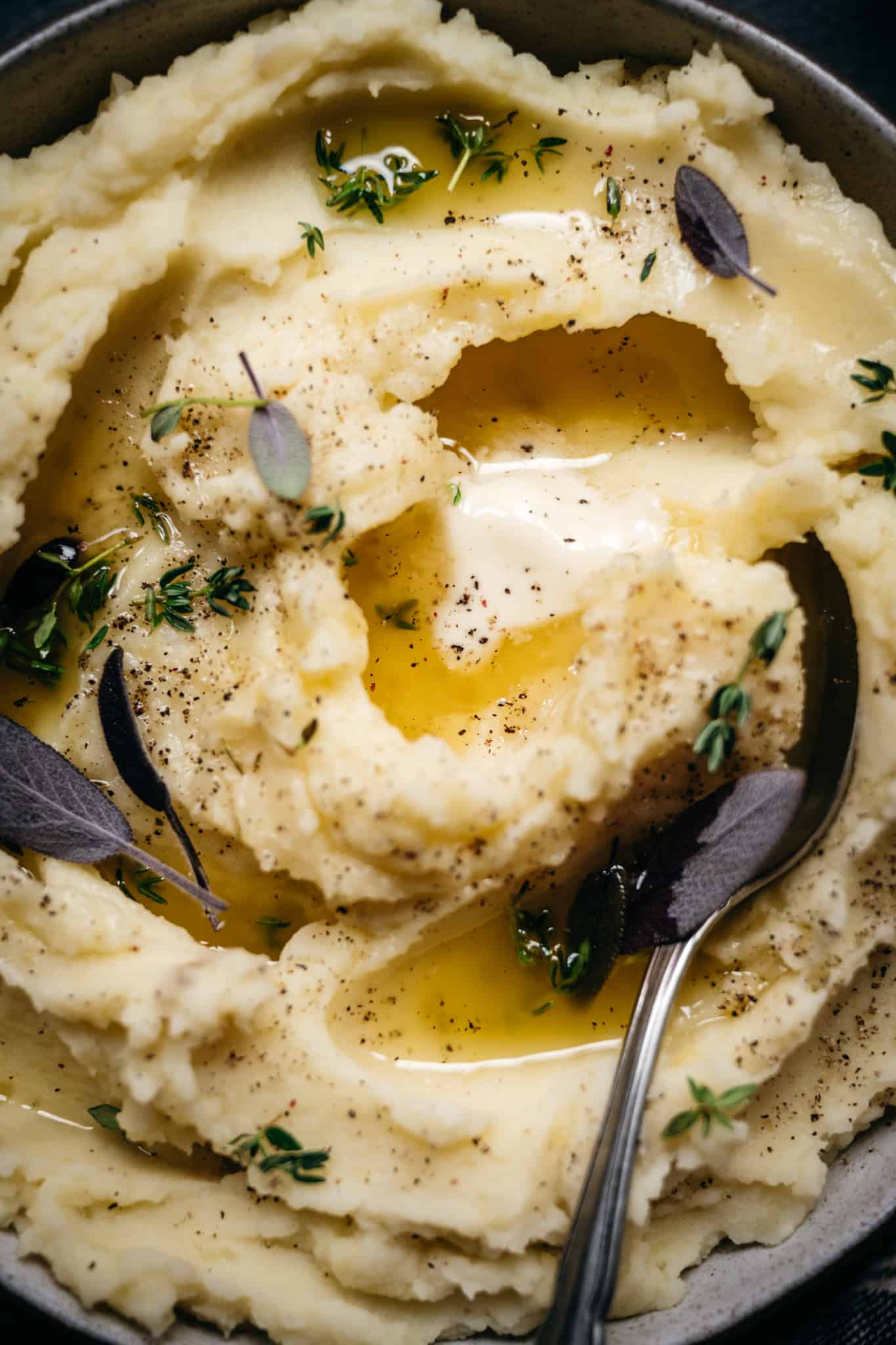 close up macro photography of vegan mashed potatoes
