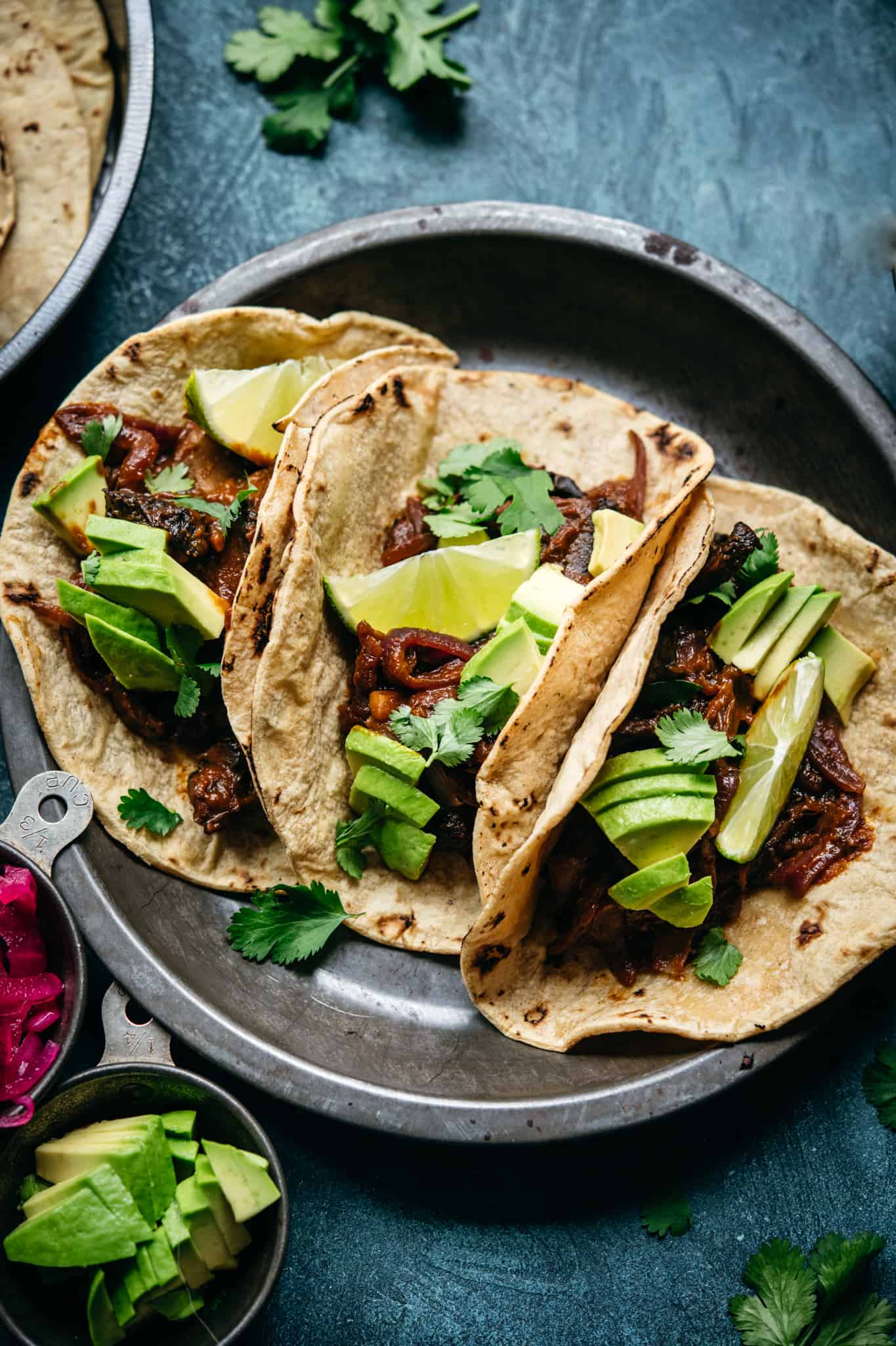 close up overhead of al pastor vegan mushroom tacos