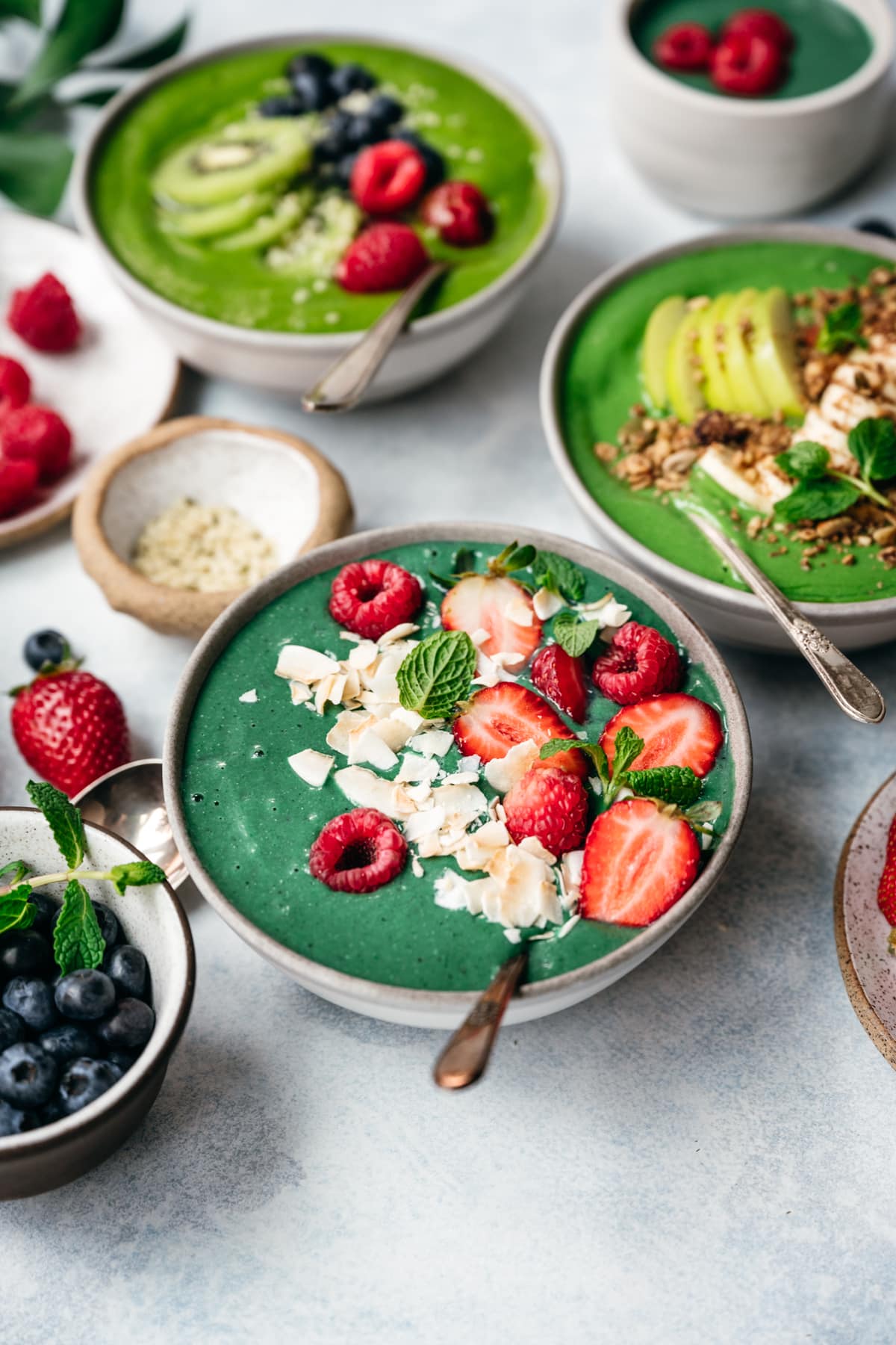 Green Smoothie Bowl - Skinnytaste