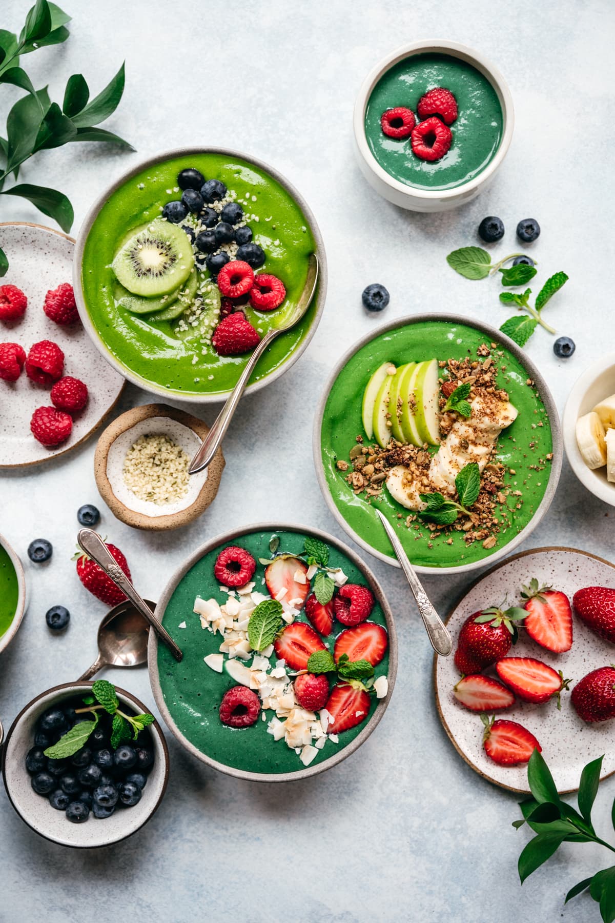 Ultimate Green Smoothie Bowl - Eating Bird Food