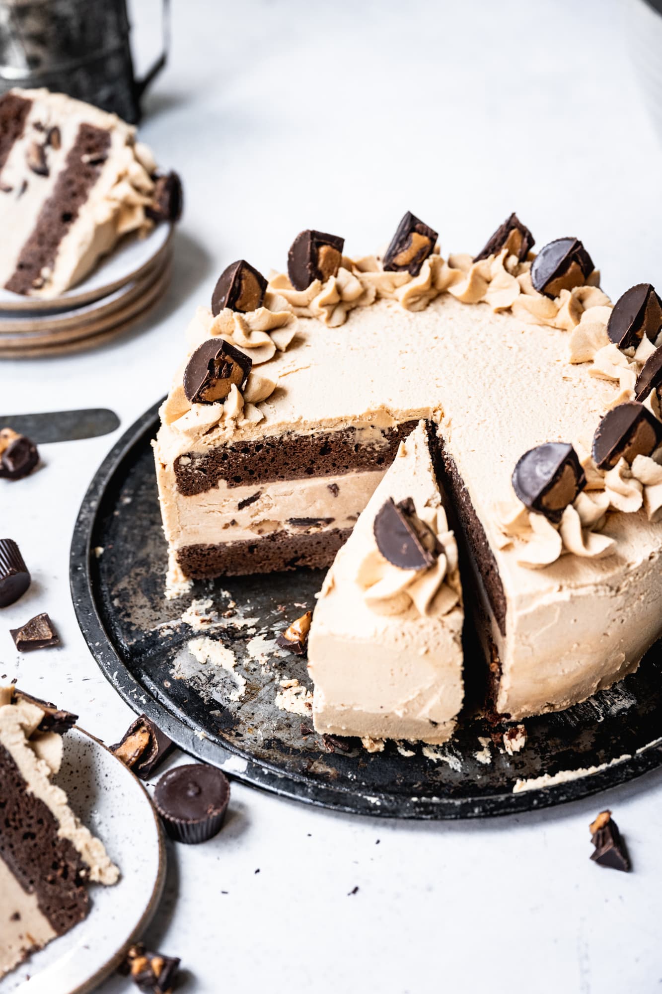 vegan peanut butter chocolate ice cream cake