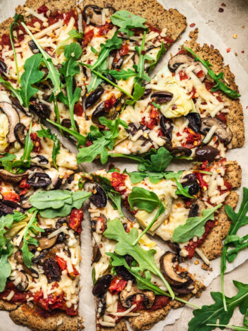 overhead view of vegan cauliflower crust pizza