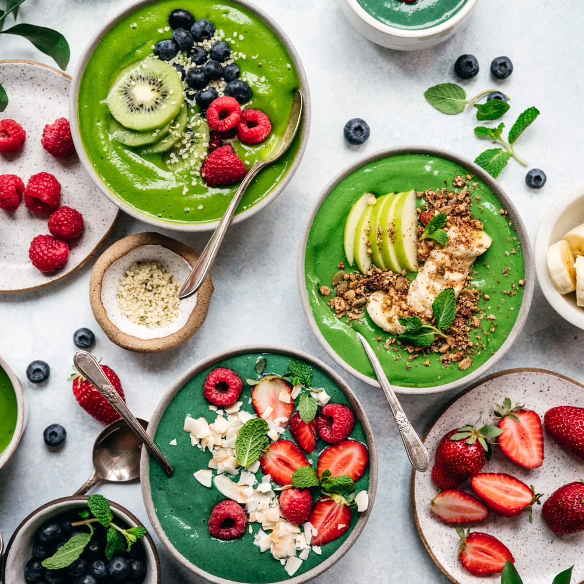 Green on sale smoothie bowl