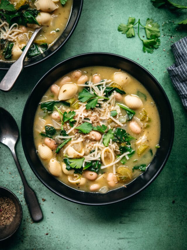 White Bean Spinach Soup