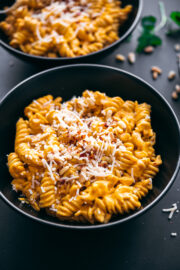 Creamy Vegan Roasted Red Pepper Pasta - Crowded Kitchen
