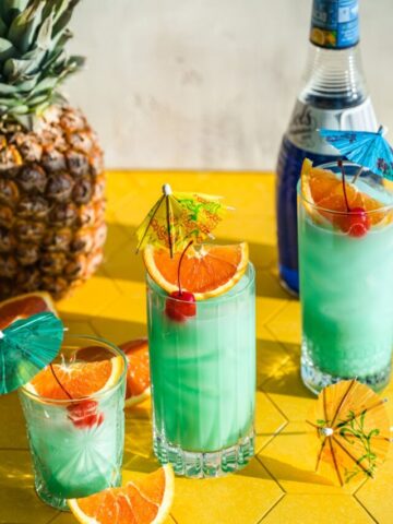 cropped-Blue-Hawaiian-Cocktail-8.jpg