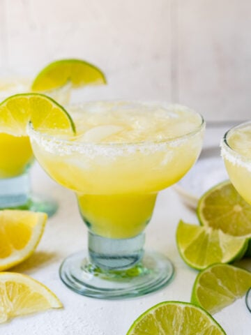 Close up of finished margarita mocktails in glasses.