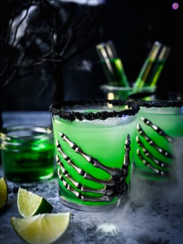 cropped-Candy-Apple-Cocktail-6.jpg