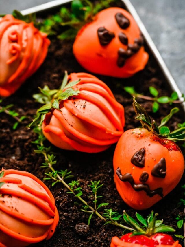 Halloween Strawberries