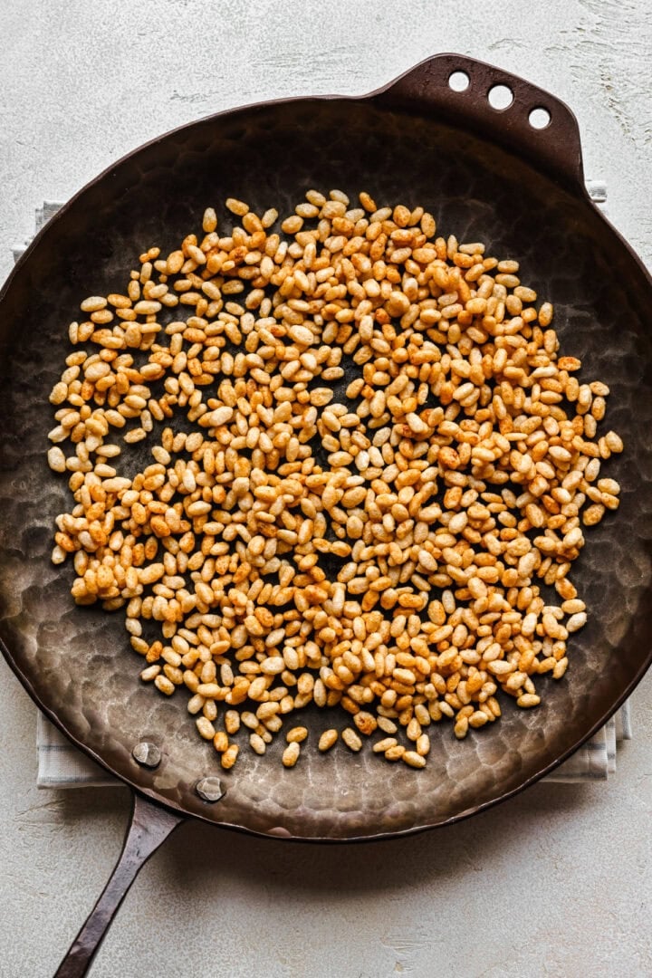 Puffed rice before cooking.