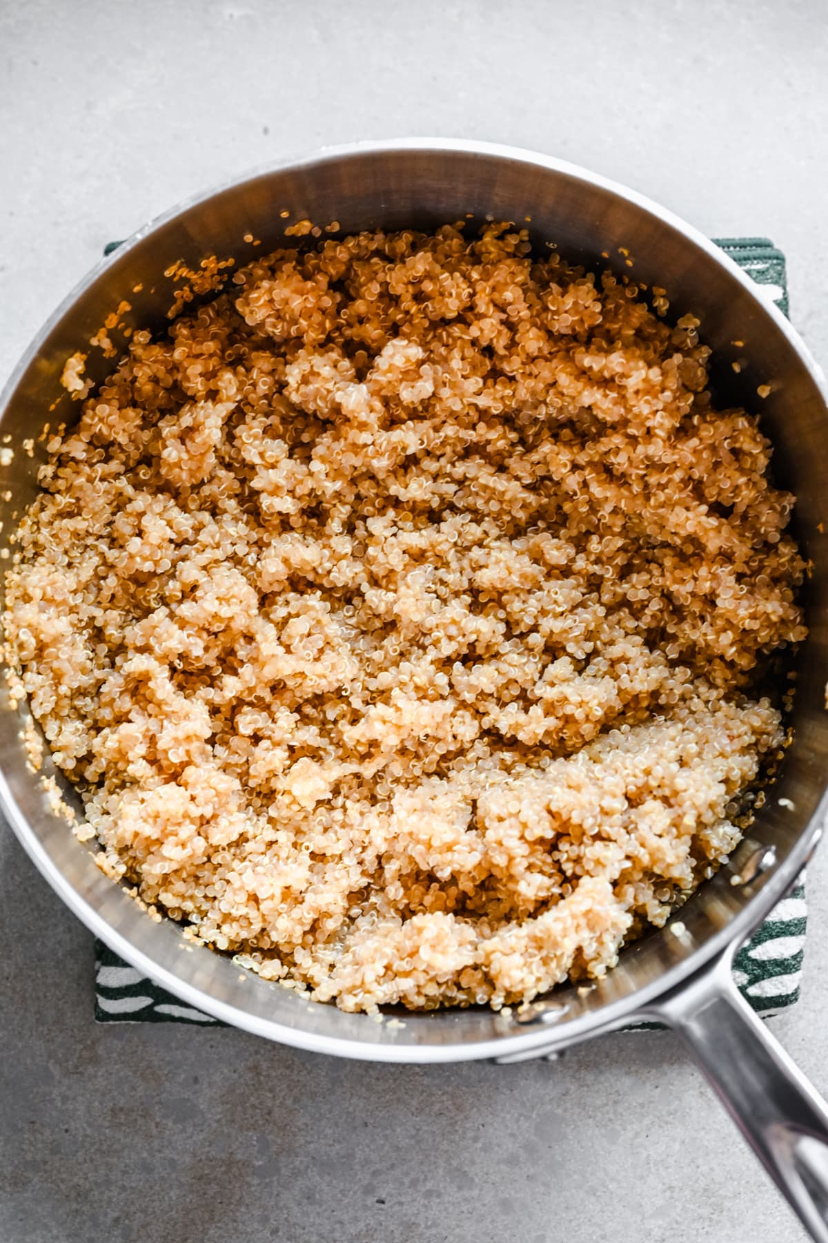 Finished quinoa in a bowl.