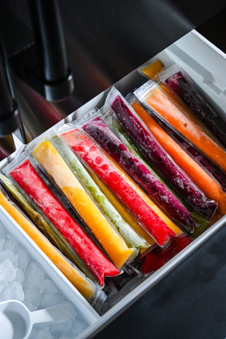 Popsicles after freezing.