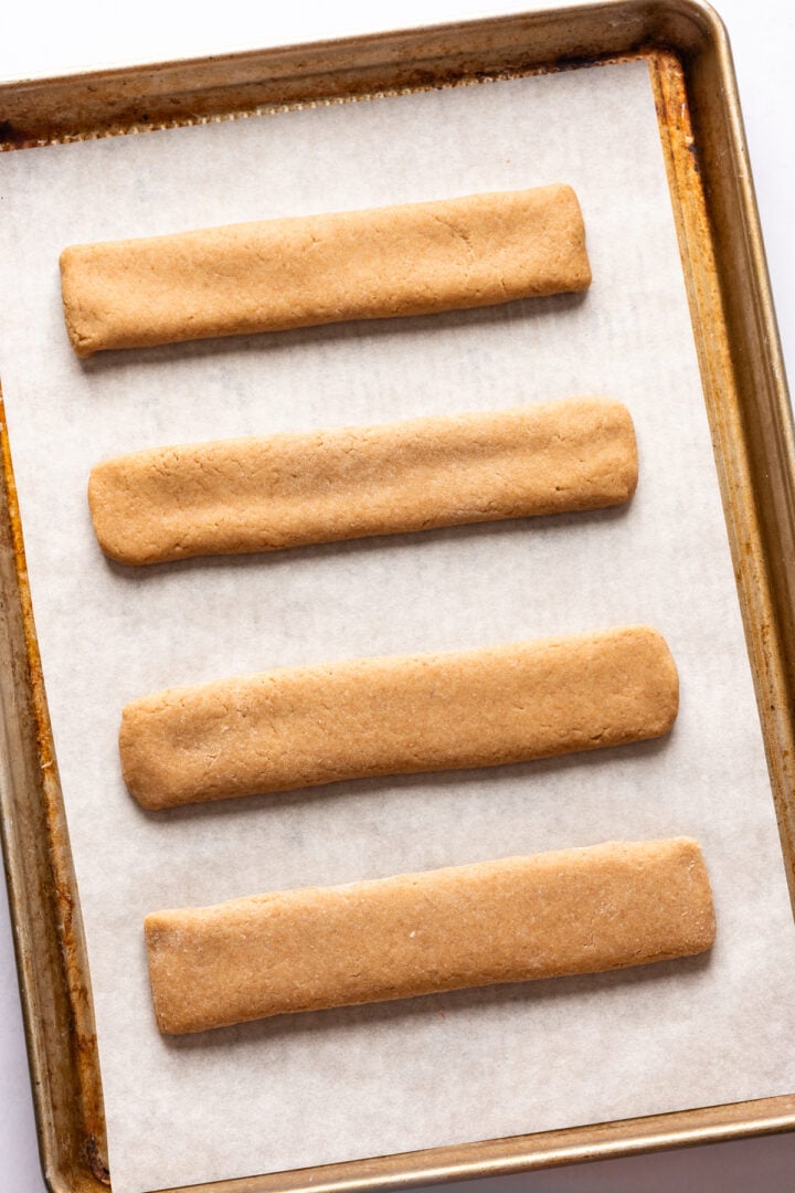 Strawberry nutrigrain bars before baking.