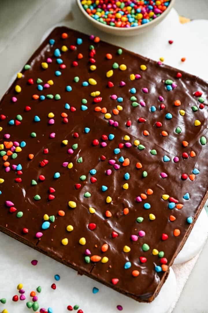 Overhead view of cosmic brownies after baking.
