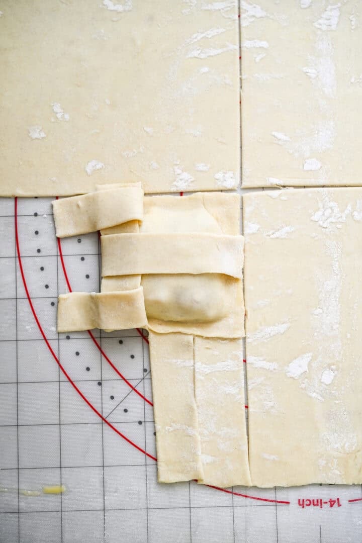Overhead view of lattice process.