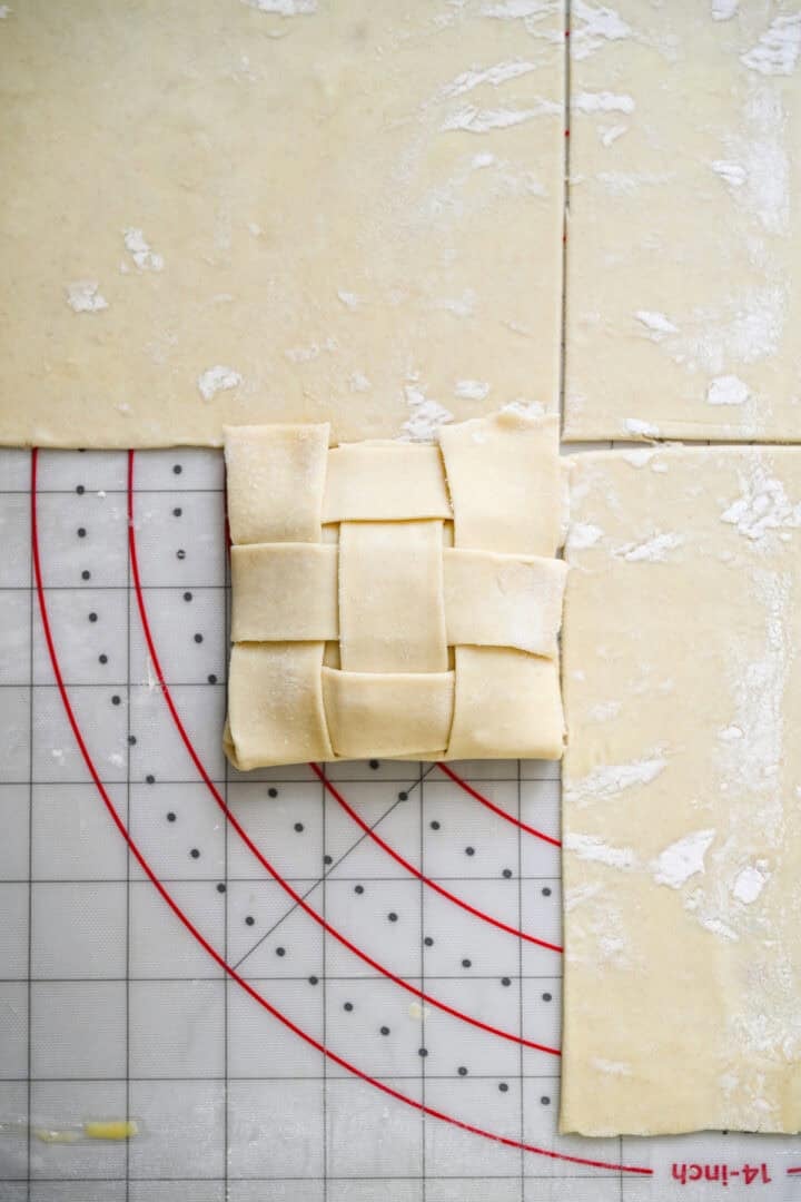 Overhead view of lattice process.