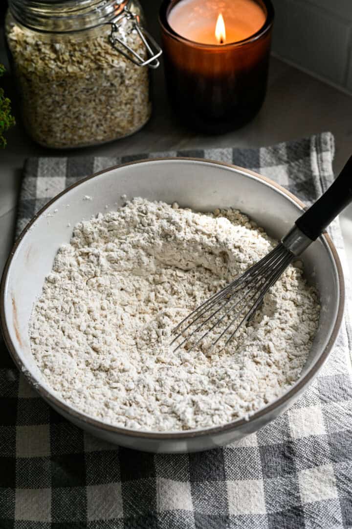 Oatmeal creme pie dry ingredients.